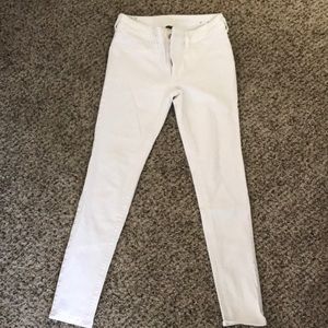 American Eagle White Skinny Jeans